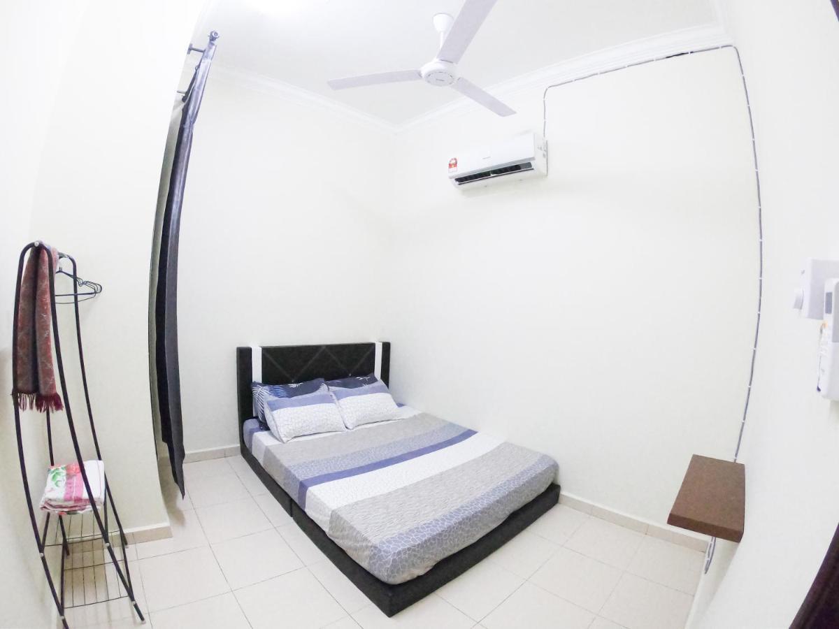 Ayna Homestay 5 Minutes To Marang Jetty Exterior photo